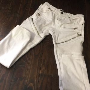 All white banana republic